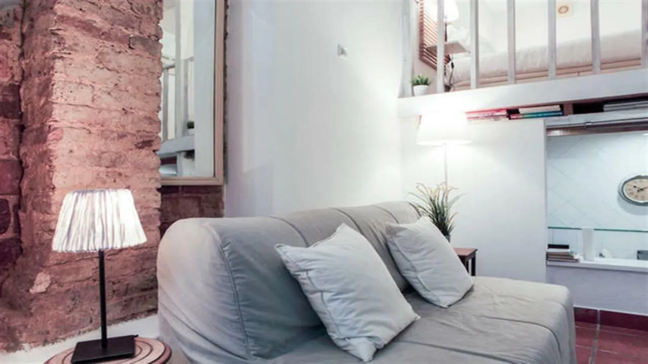 Cool Tailor Made Studio Apartment Lisbon